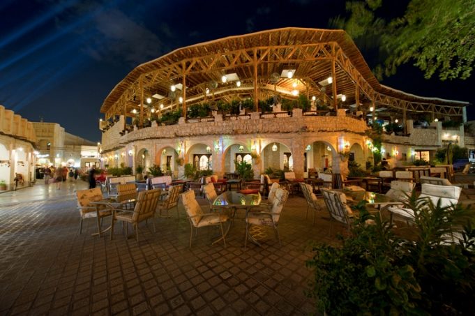 Restaurants in some tourist areas allowed to resume operations from July 1