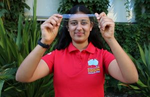 Angelina Arora – Australian Student Creates Strong Biodegradable Plastic Made From Shrimp Shells