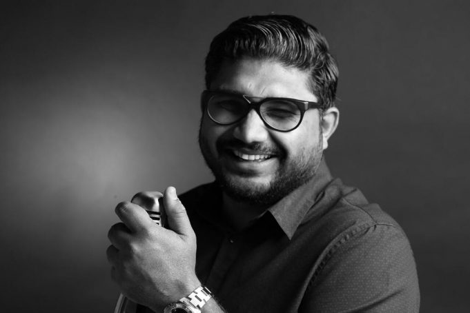 Rehin Kader-Story of a Selfmade Artist