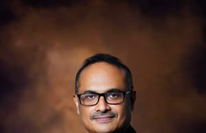 Manzoor Moideen: A New Brand of Leadership by Stella Sabangan