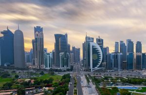 How to do business in Qatar with the government?